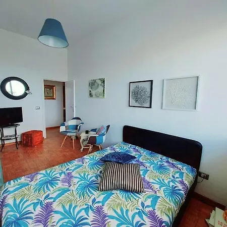 Apartment La Casa Della Sirena Fronte Mare Piombino