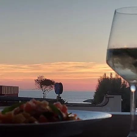 La Casa Della Sirena Fronte Mare Διαμέρισμα Πιομπίνο